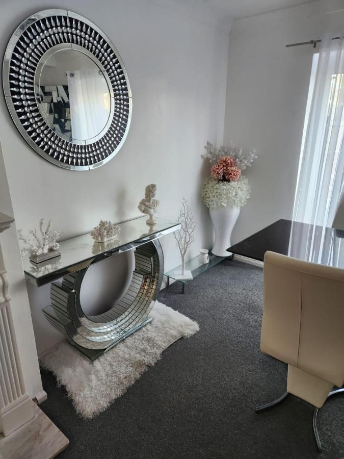 Private Luxurious Space Basildon (Essex) Exterior foto